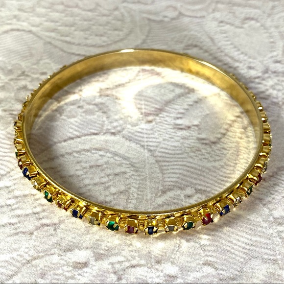 Beautiful rainbow rhinestone gold-tone bangle bracelet - Picture 3 of 3